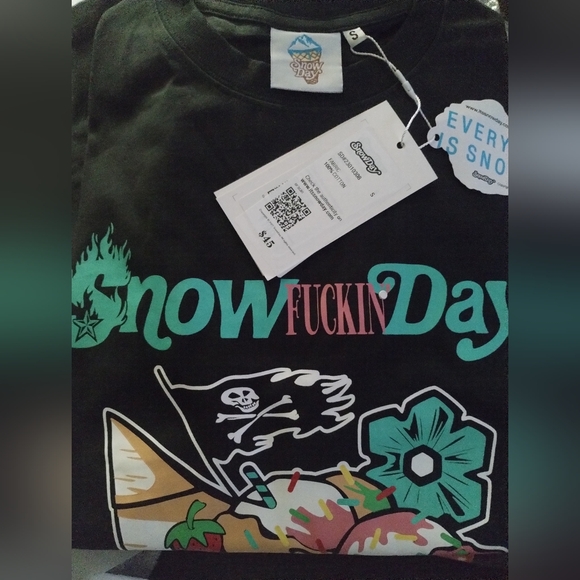 🔥 NWT Snow Day Banana Pirate Mens S-oversize T - Picture 2 of 4